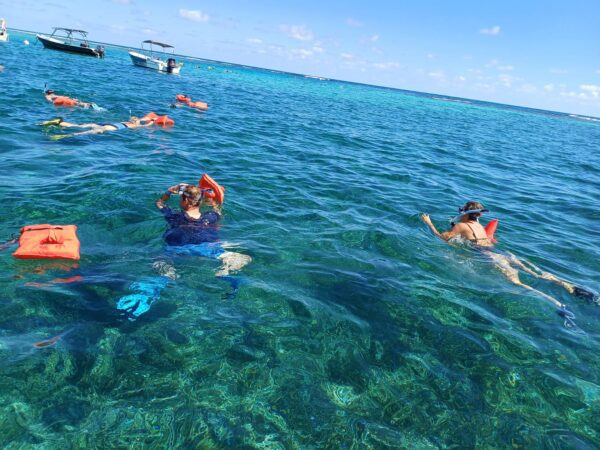 Sailing to Hol Chan Marine Reserve